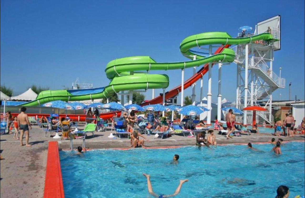Hotel Morena Riccione Centrale Zewnętrze zdjęcie