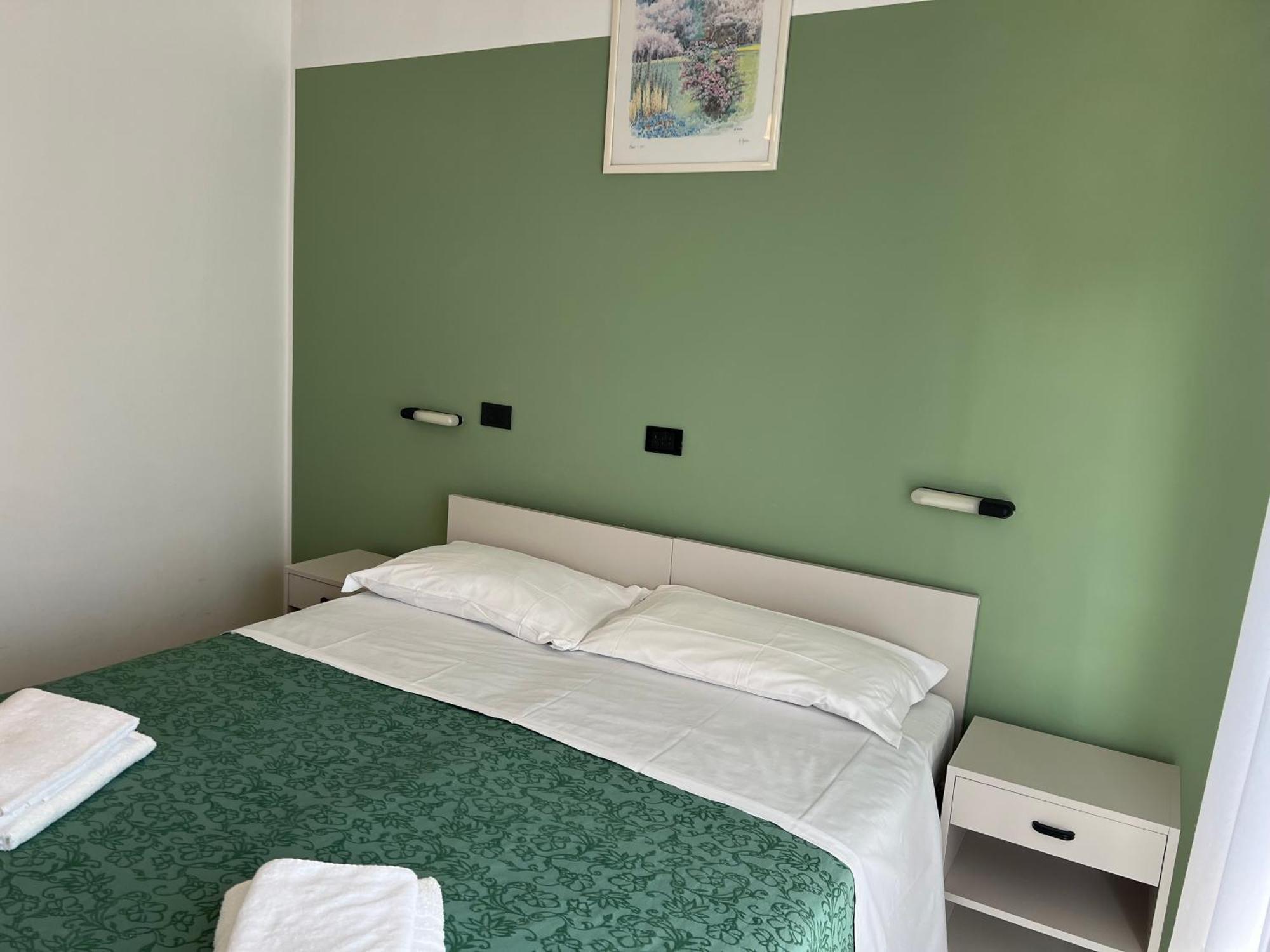 Hotel Morena Riccione Centrale Zewnętrze zdjęcie