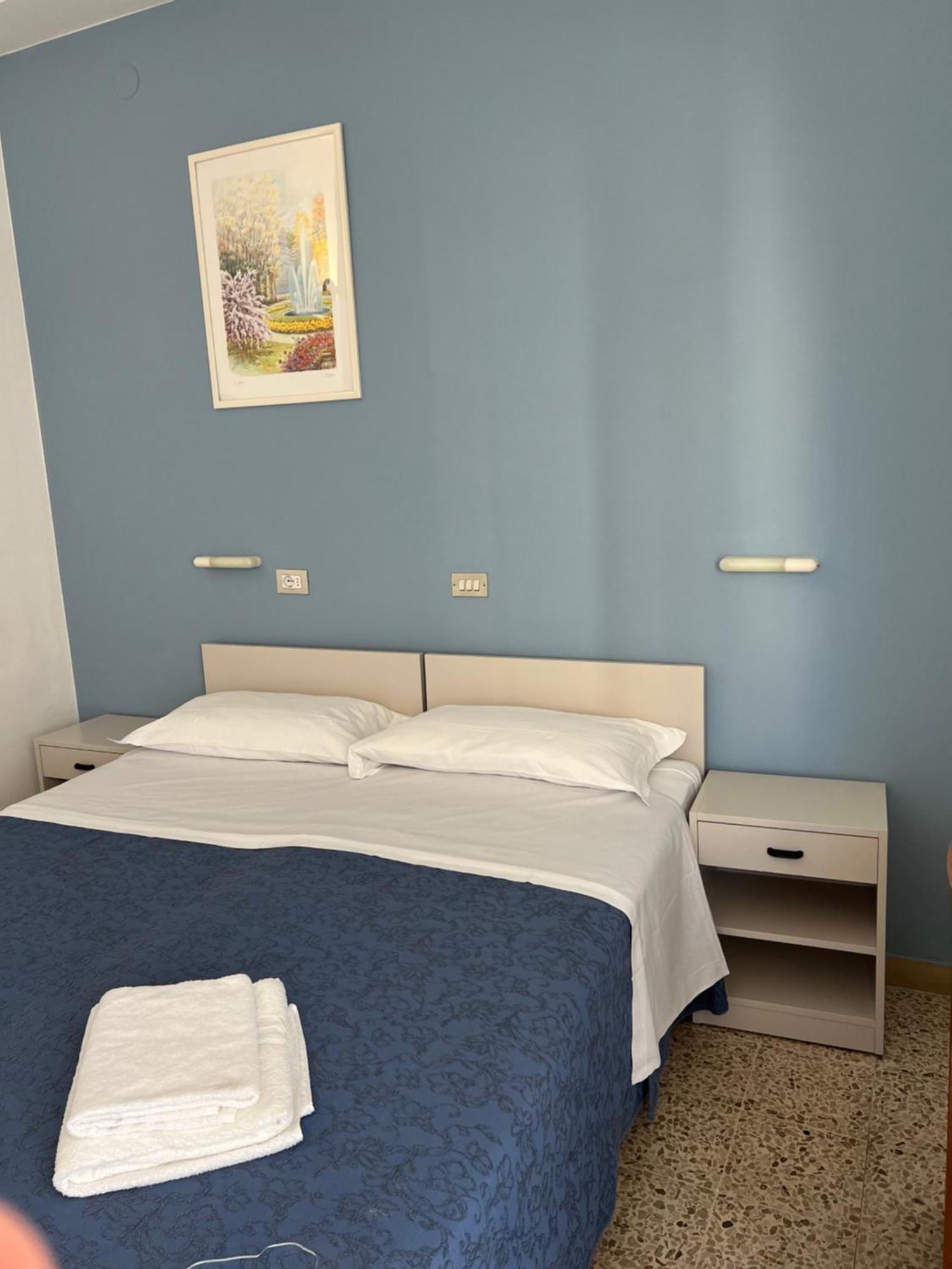 Hotel Morena Riccione Centrale Zewnętrze zdjęcie