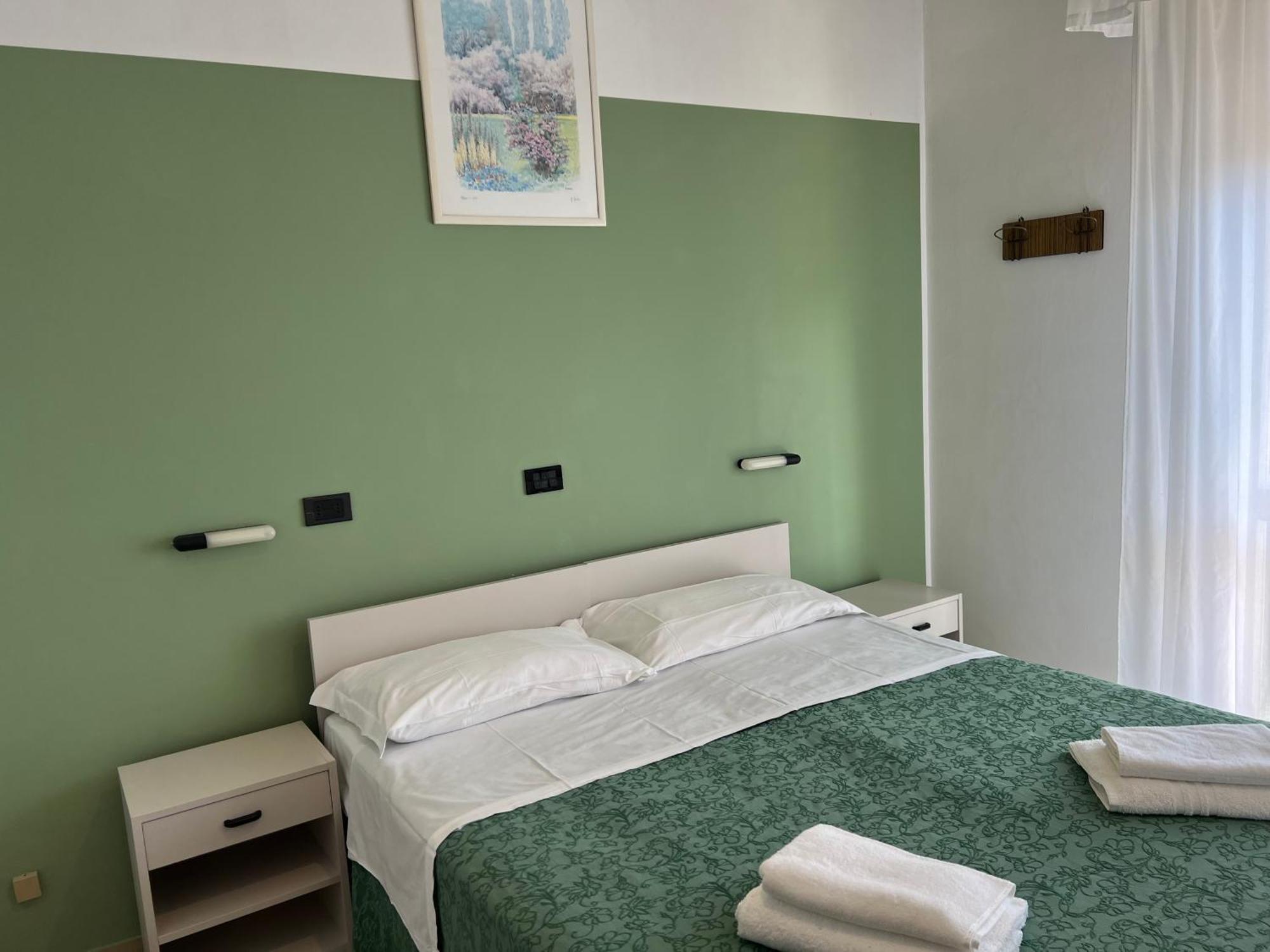 Hotel Morena Riccione Centrale Zewnętrze zdjęcie