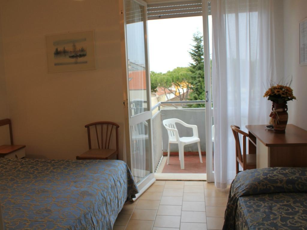 Hotel Morena Riccione Centrale Pokój zdjęcie